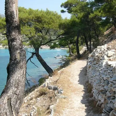 Apartment House Alikí