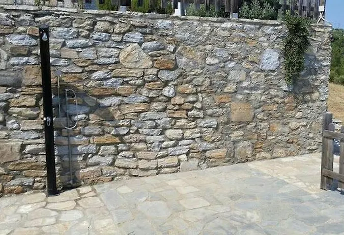 House דירה Alikí